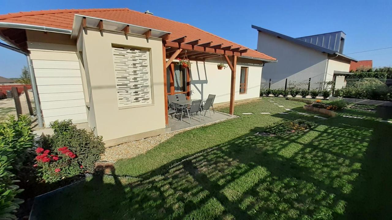 Bibic Apartman A Kapolnasnyek 外观 照片